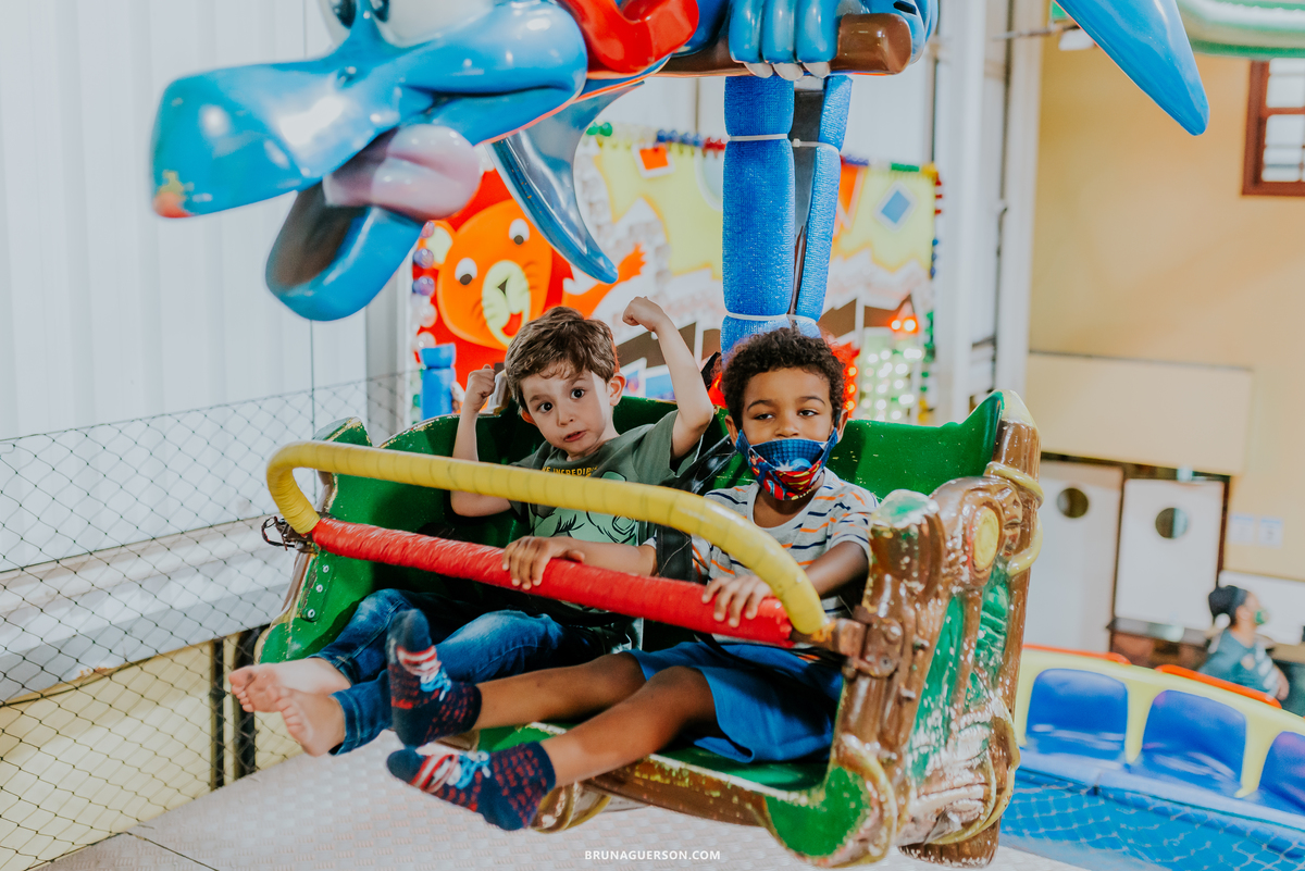 fotografia festa infantil casa de festas uni uni te Rio de Janeiro barra da tijuca lucas 5 anos hulk