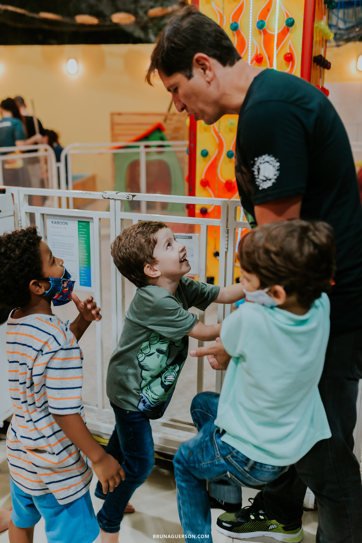 fotografia festa infantil casa de festas uni uni te Rio de Janeiro barra da tijuca lucas 5 anos hulk