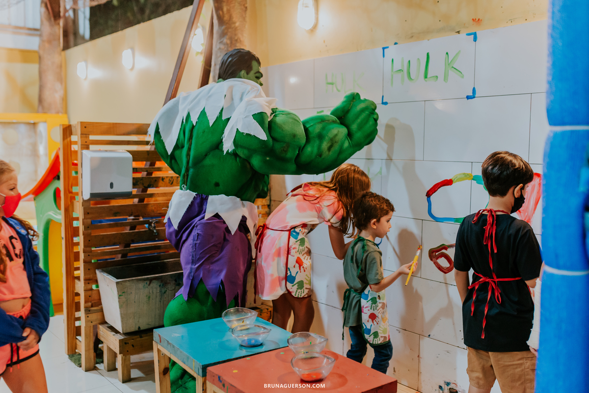 fotografia festa infantil casa de festas uni uni te Rio de Janeiro barra da tijuca lucas 5 anos hulk
