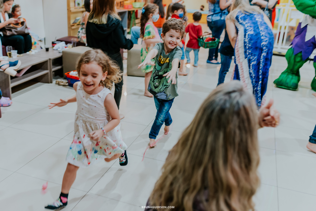 fotografia festa infantil casa de festas uni uni te Rio de Janeiro barra da tijuca lucas 5 anos hulk