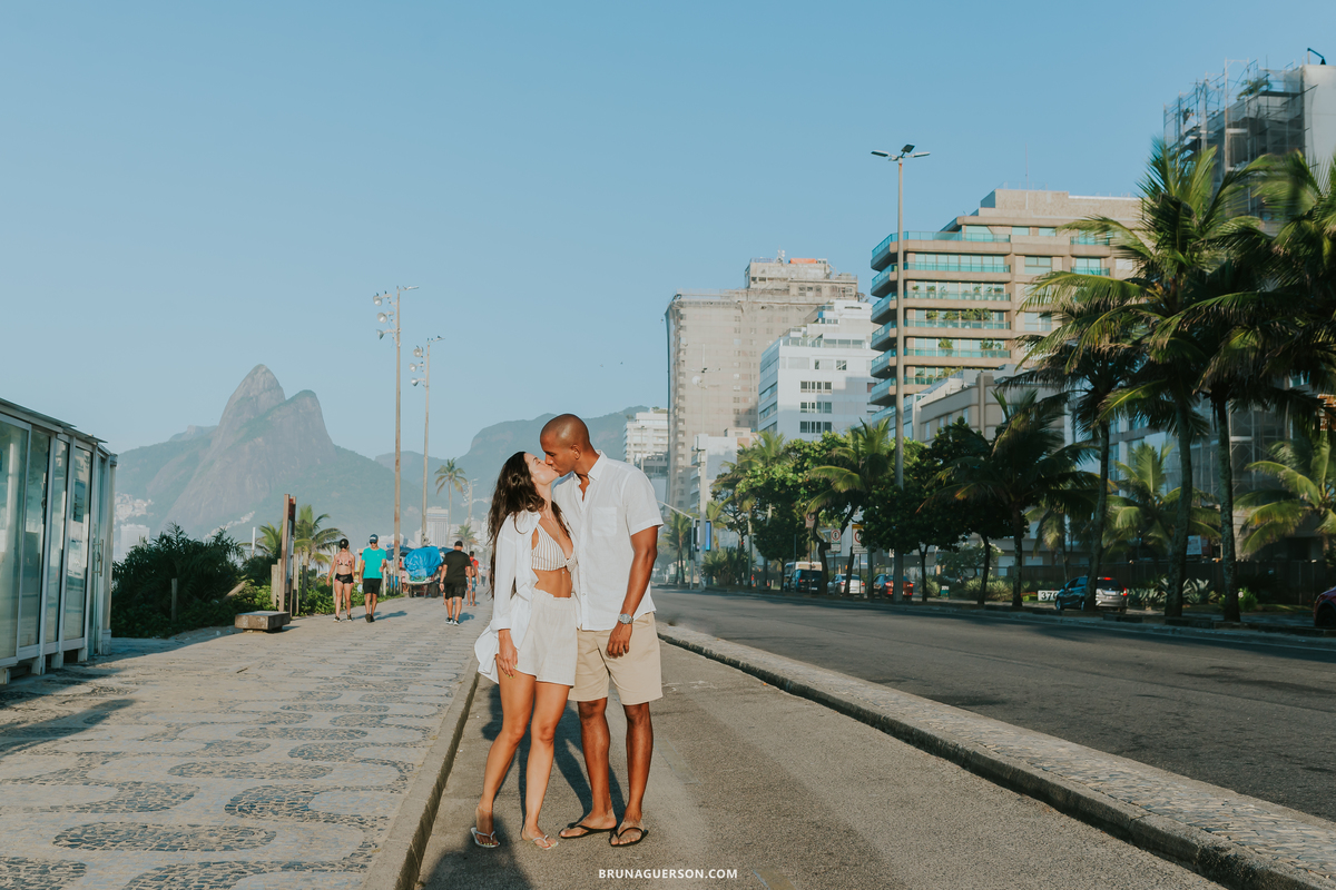 ensaio casal Rio de Janeiro praia Leblon amanhecer rj bruna guerson externo 