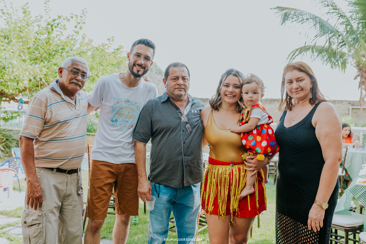 fotografia festa infantil bloquinho do Antonio 1 ano Jacarepaguá rio de janeiro 