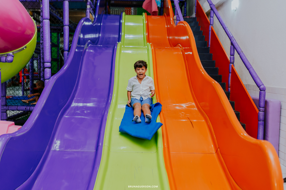 fotografia festa infantil casa de festas uau kids jacarapagua Rio de Janeiro rj fotografa 