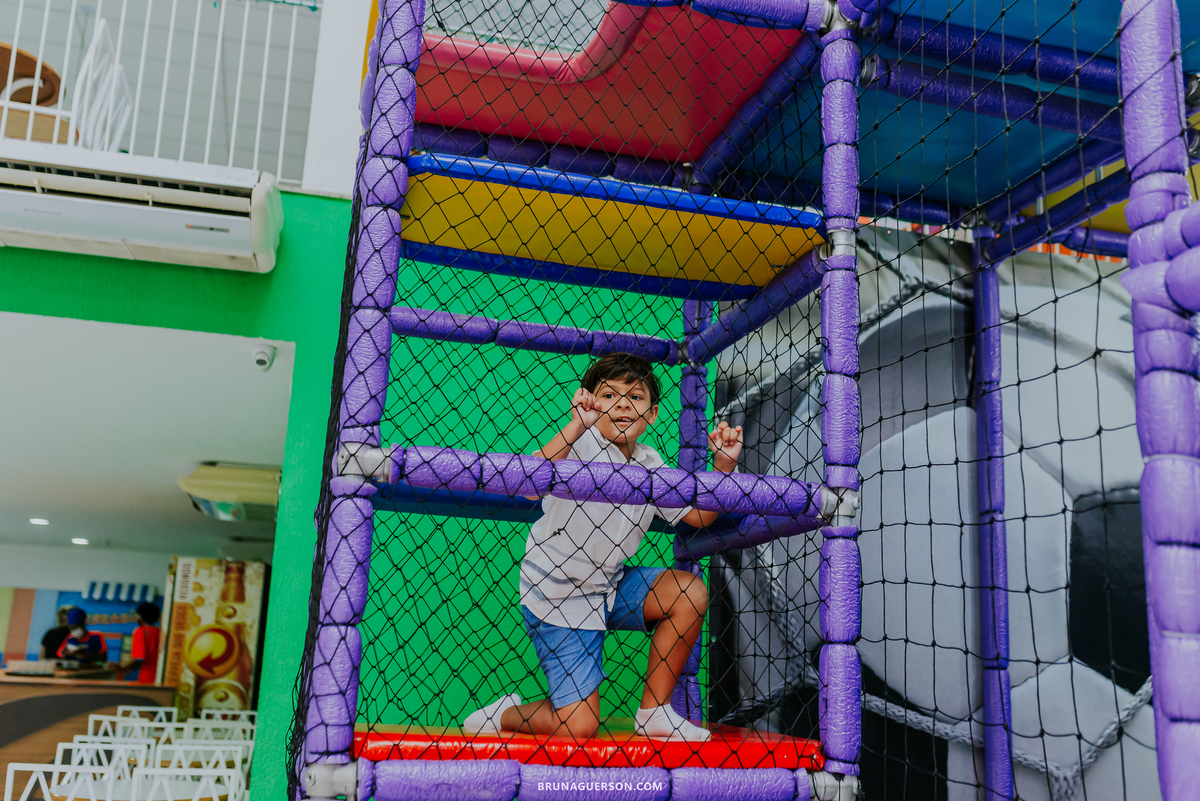fotografia festa infantil casa de festas uau kids jacarapagua Rio de Janeiro rj fotografa 