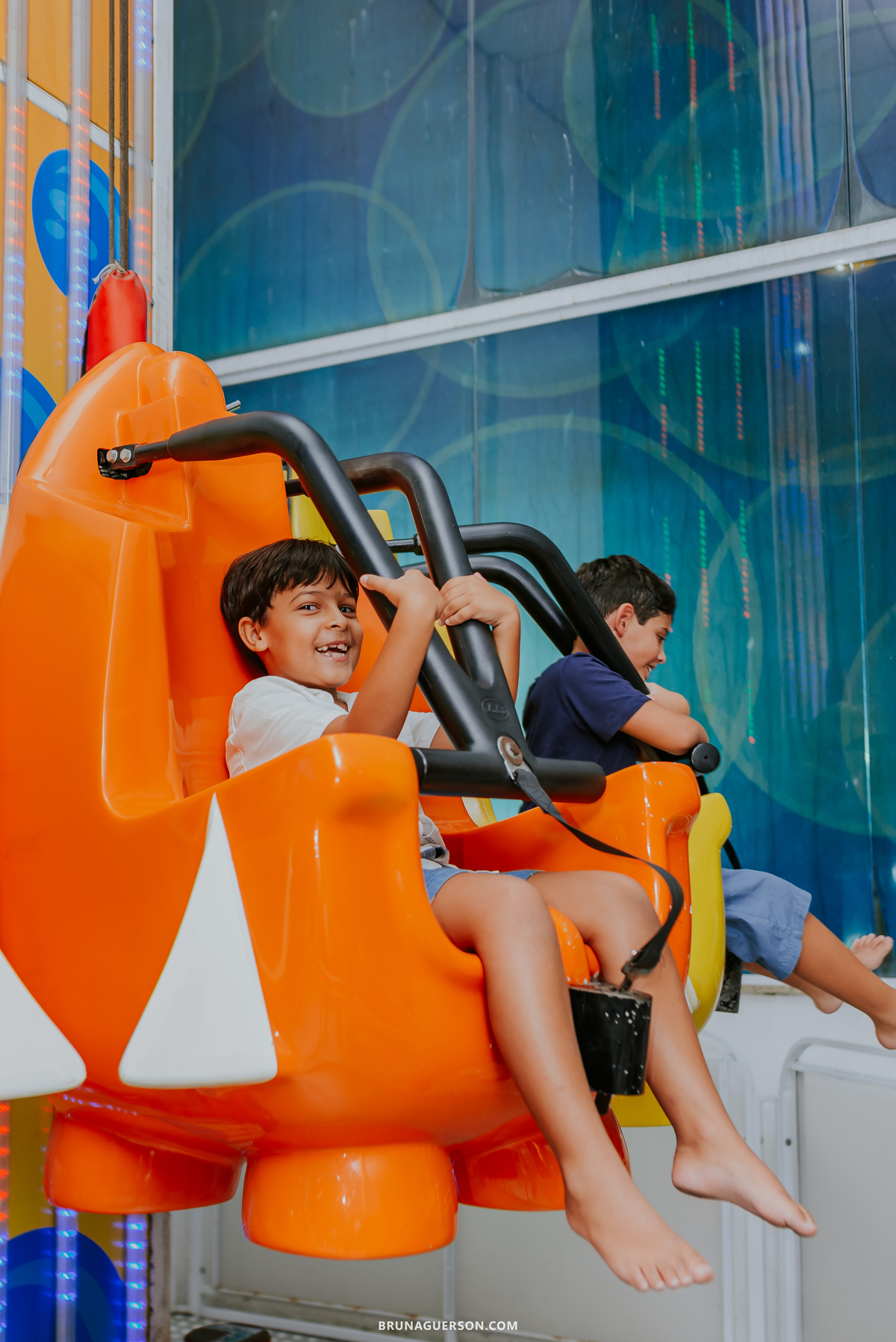 fotografia festa infantil casa de festas uau kids jacarapagua Rio de Janeiro rj fotografa 