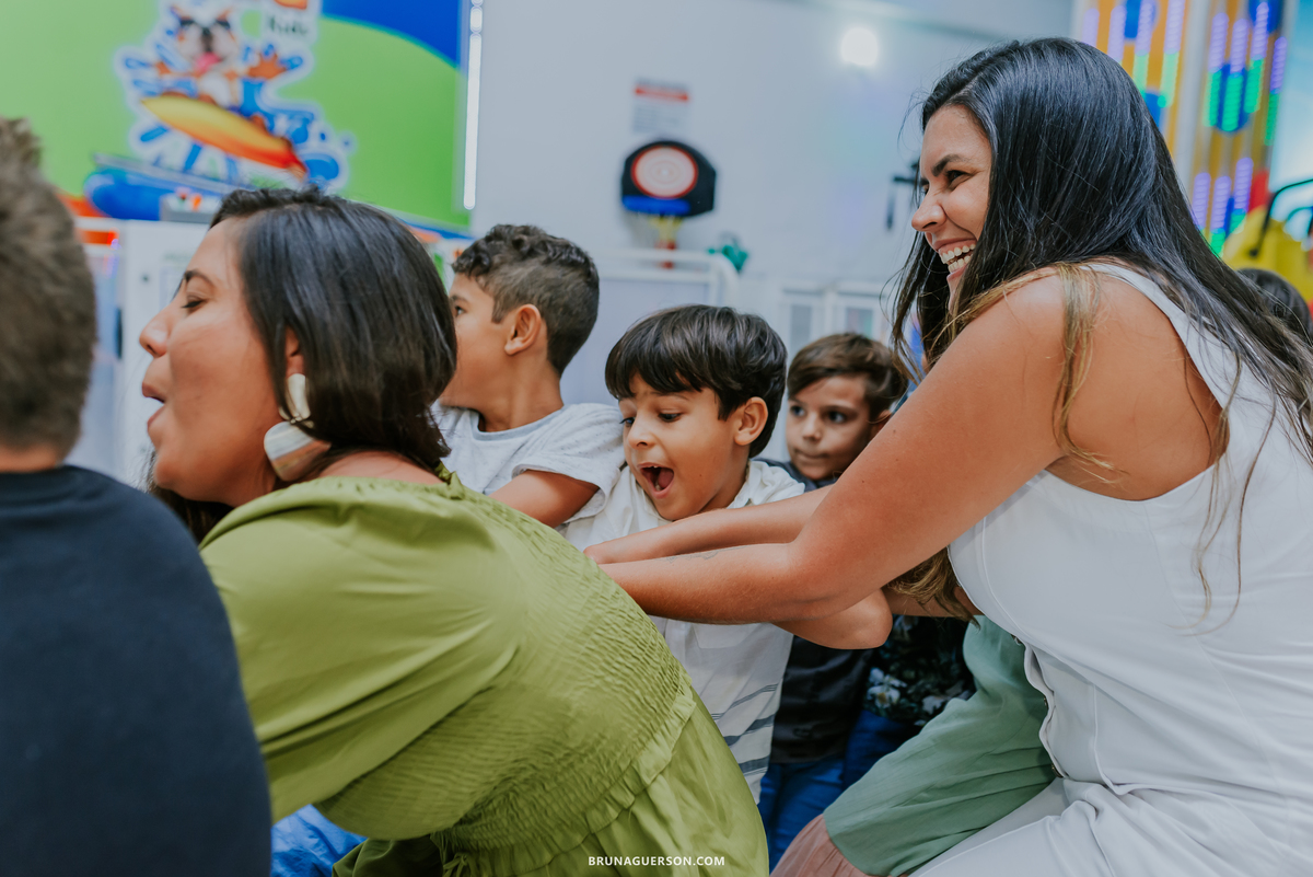 fotografia festa infantil casa de festas uau kids jacarapagua Rio de Janeiro rj fotografa 