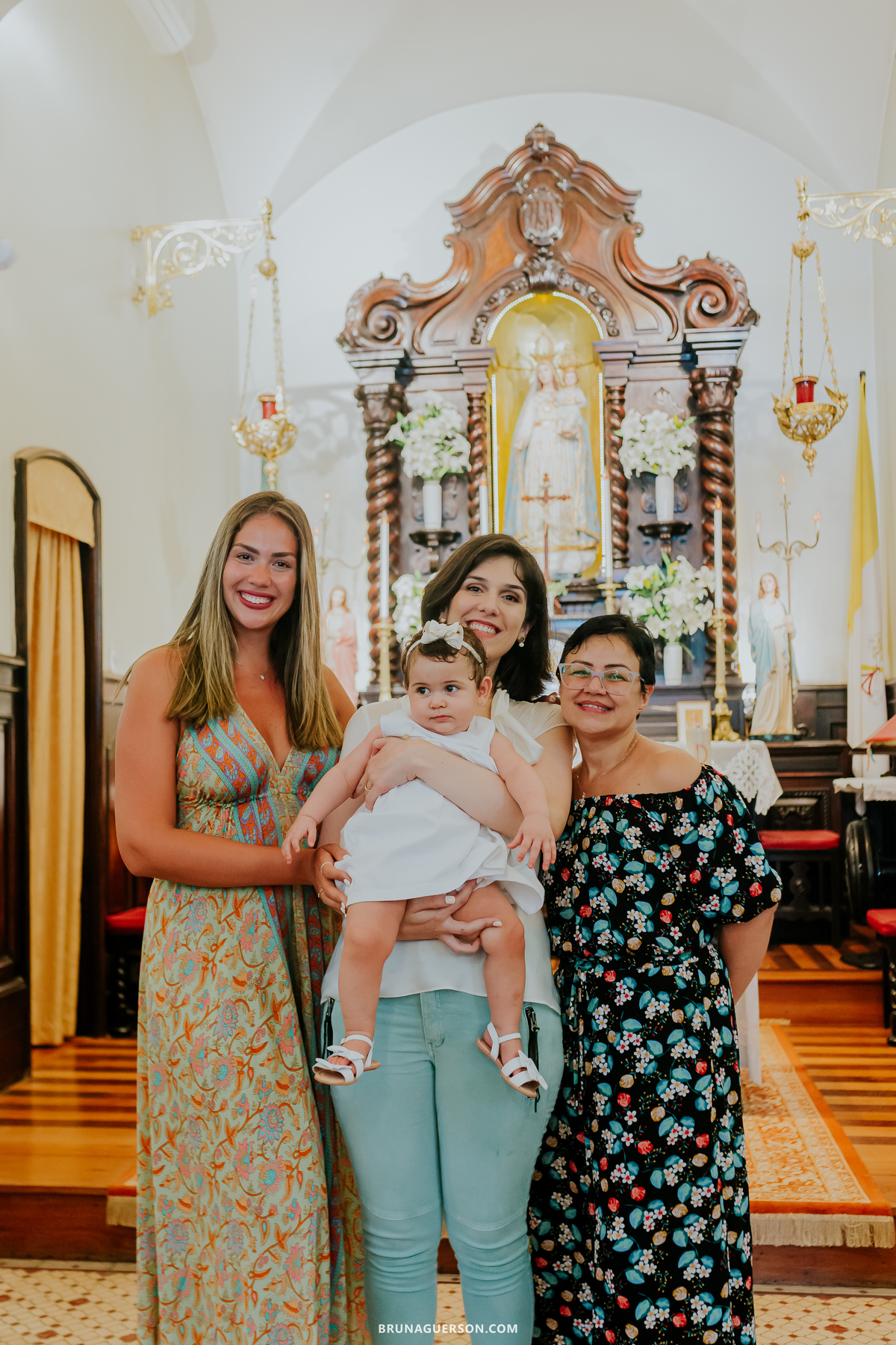 fotografia batizado batismo urca igreja nossa senhora do brasil Rio de Janeiro 