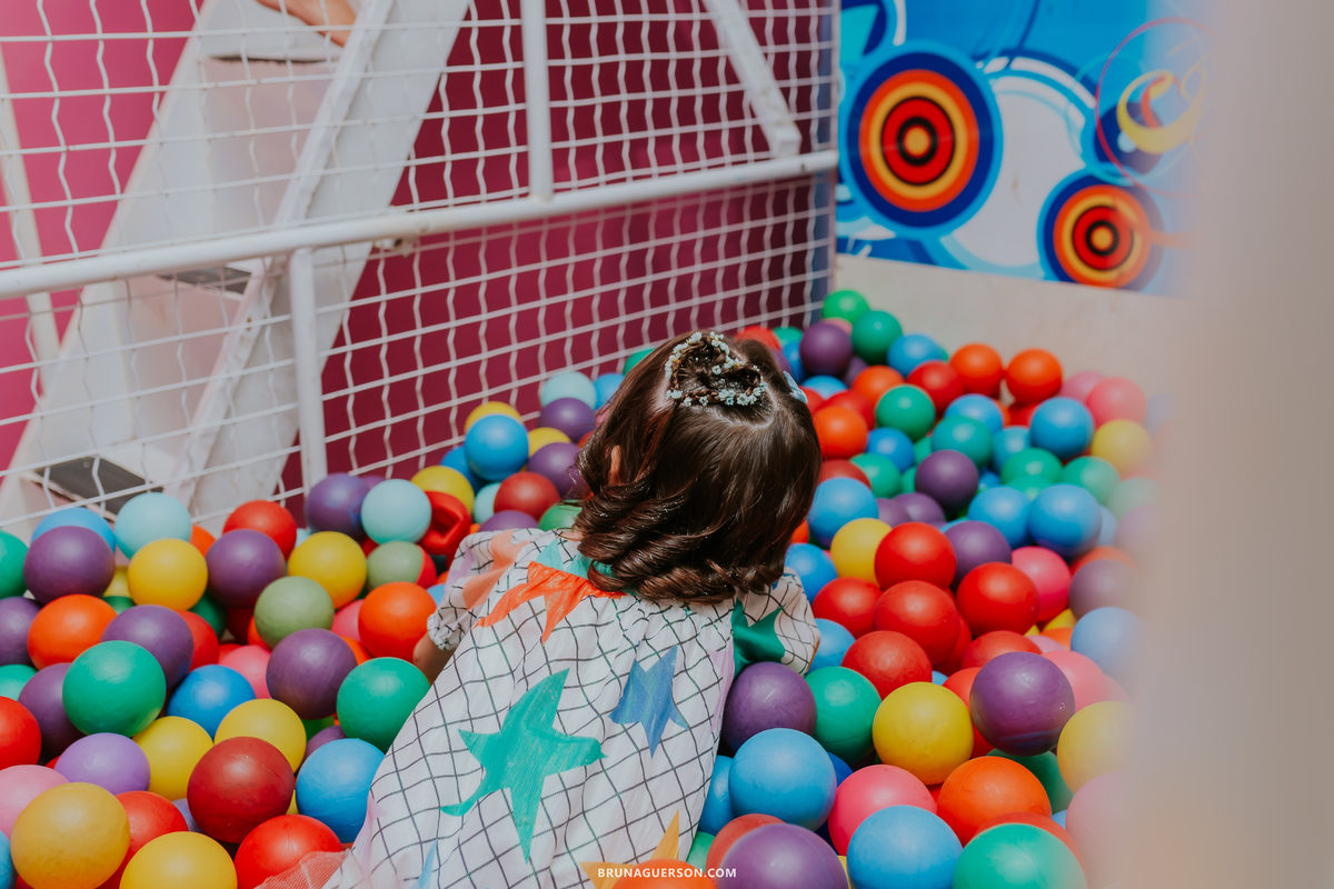 fotografia festa infantil 3 anos Luisa tema serie fundo do mar tijuca Rio de Janeiro fotografa familia