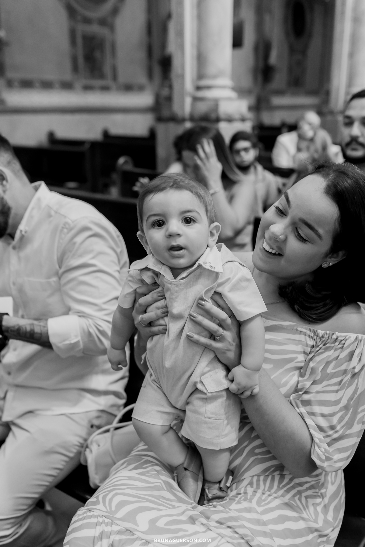 fotografia batizado fotografa batismo paroquia sagrado coração de jesus meier rj bento rio de janeiro