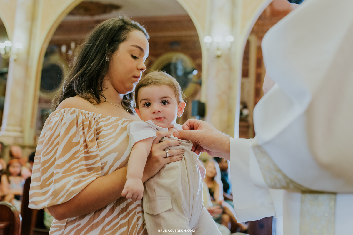 fotografia batizado fotografa batismo paroquia sagrado coração de jesus meier rj bento rio de janeiro