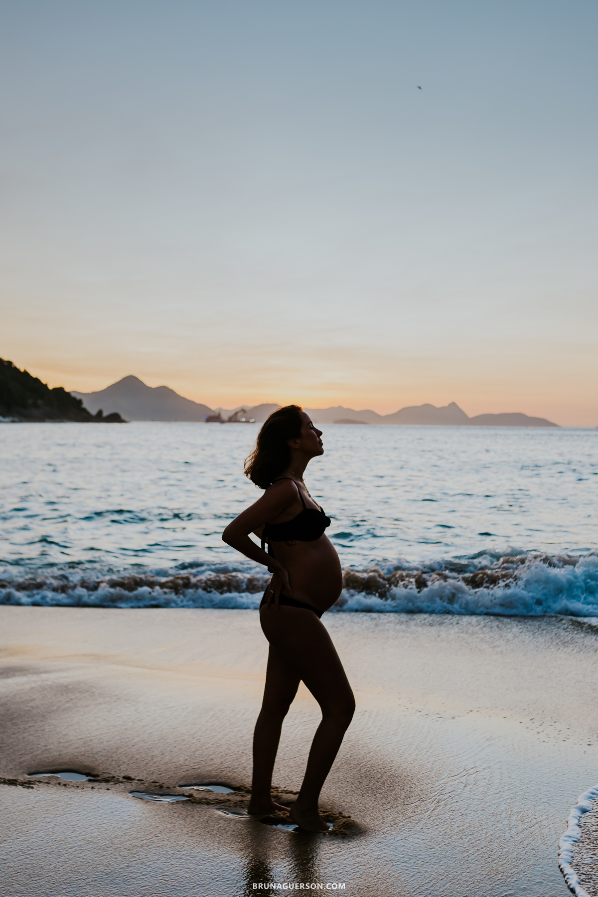 fotografia ensaio gestante praia vermelha urca Rio de Janeiro amanhecer externo 