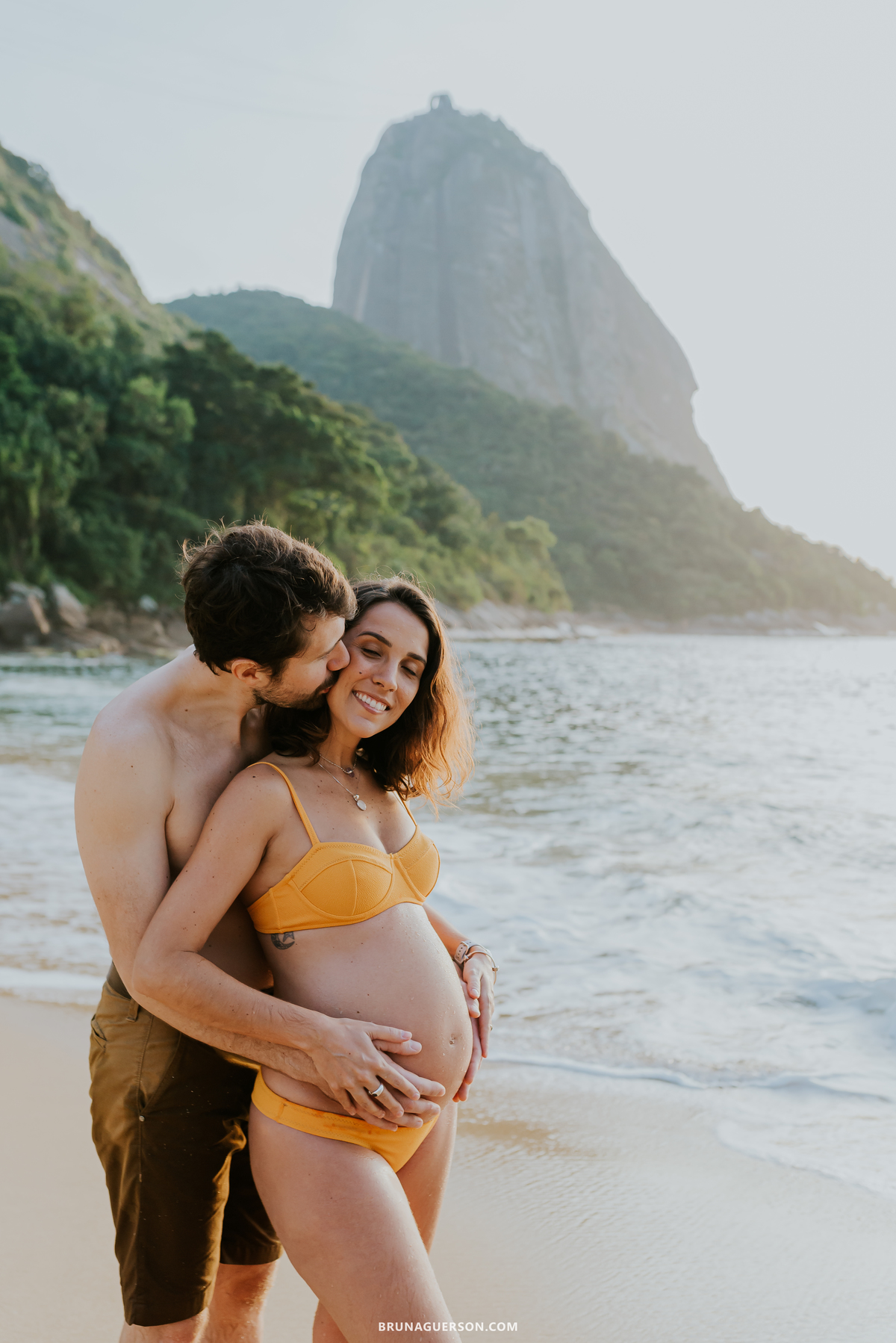 fotografia ensaio gestante praia vermelha urca Rio de Janeiro amanhecer externo 