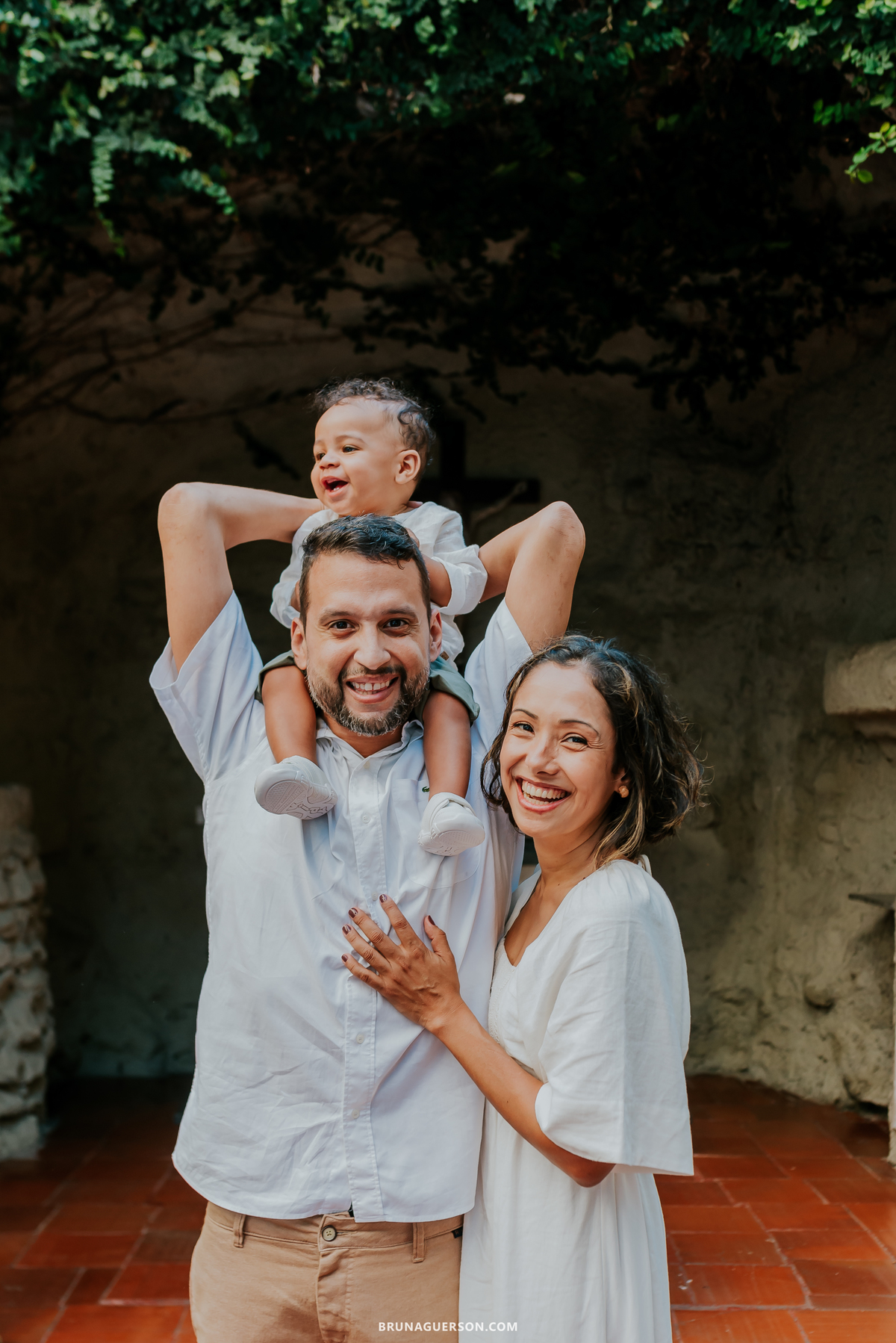 fotografia fotografa familia batizado batismo igreja capuchinhos gruta de lourdes Tijuca Rio de Janeiro 