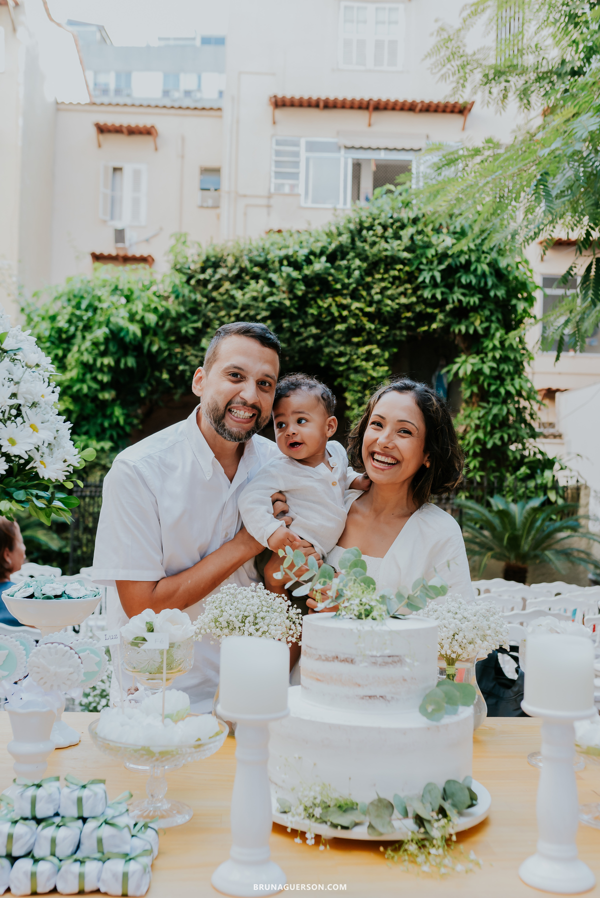 fotografia fotografa familia batizado batismo igreja capuchinhos gruta de lourdes Tijuca Rio de Janeiro 