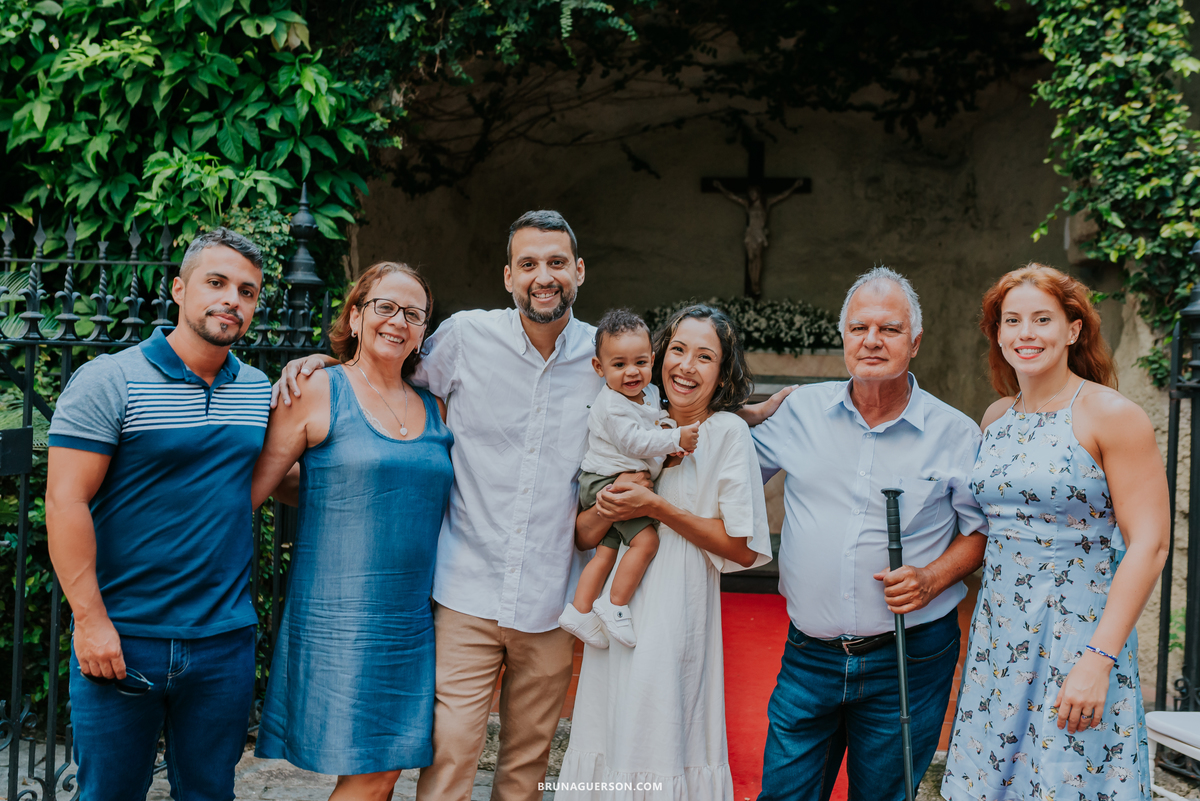 fotografia fotografa familia batizado batismo igreja capuchinhos gruta de lourdes Tijuca Rio de Janeiro 