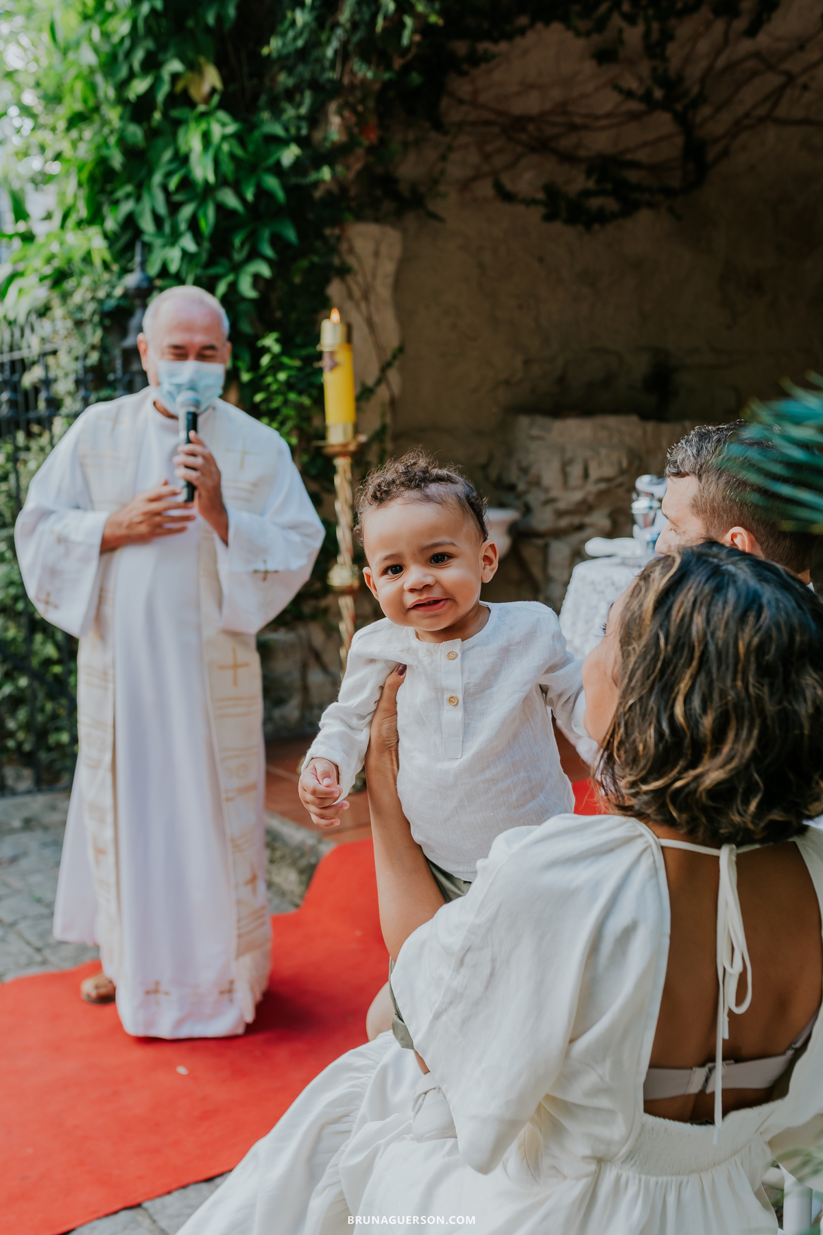 fotografia fotografa familia batizado batismo igreja capuchinhos gruta de lourdes Tijuca Rio de Janeiro 