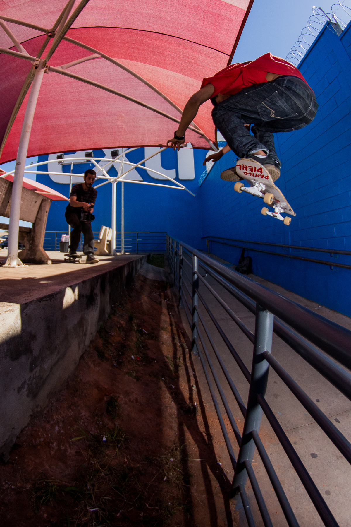 Matheus Ferreira - Backside Flip