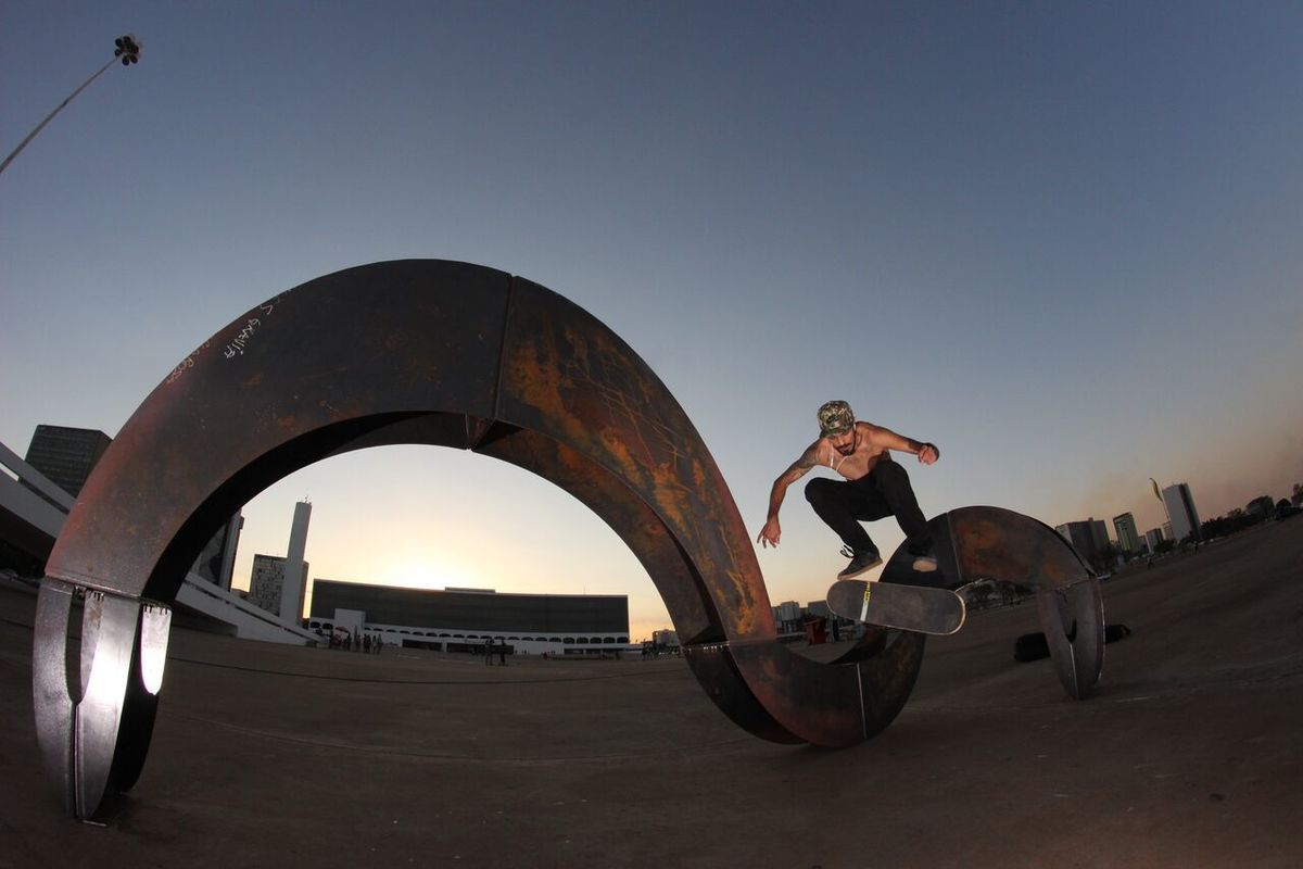 Lucas Rodrigues - Flip