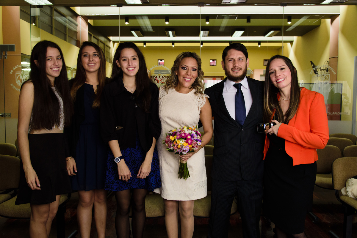 Boda matrimonio wedding novia novias novios previa maquillaje makeup preparativos feliz amor love  vestido zapatos dress fotografa fotografa de bodas peru argentina photographer bride husband baile primer baile dance pary fiesta  sesión fotos amigos 