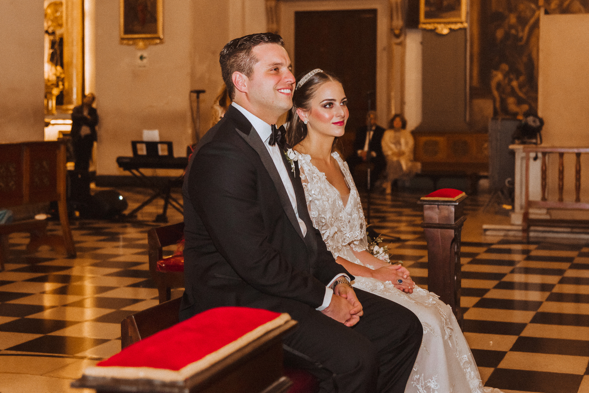 Boda matrimonio wedding novia novias novios previa maquillaje makeup preparativos feliz amor love ellos vestido zapatos dress fotografa fotografa de bodas peru argentina photographer bride husband baile primer baile dance pary fiesta gettindressed sesión 