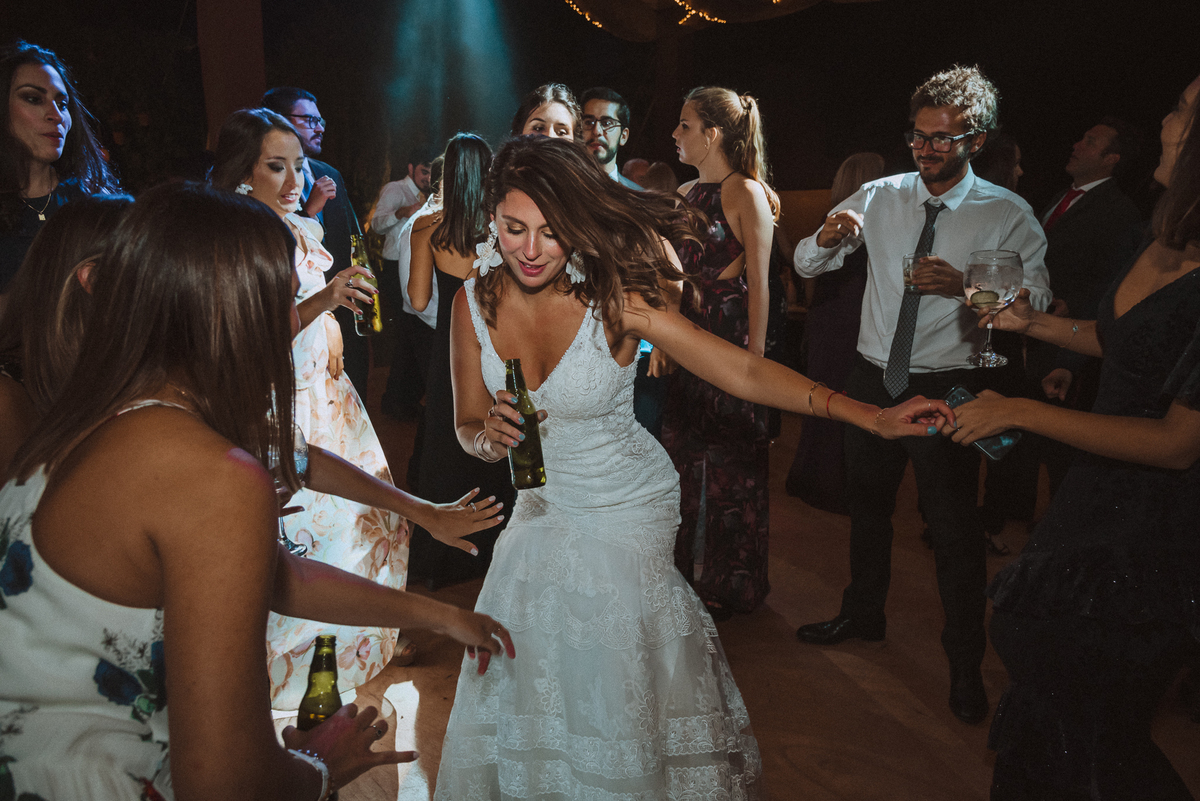 Boda matrimonio wedding novia novias novios previa maquillaje makeup preparativos feliz amor love  vestido zapatos dress fotografa fotografa de bodas peru argentina photographer bride husband baile primer baile dance pary fiesta  sesión fotos amigos 