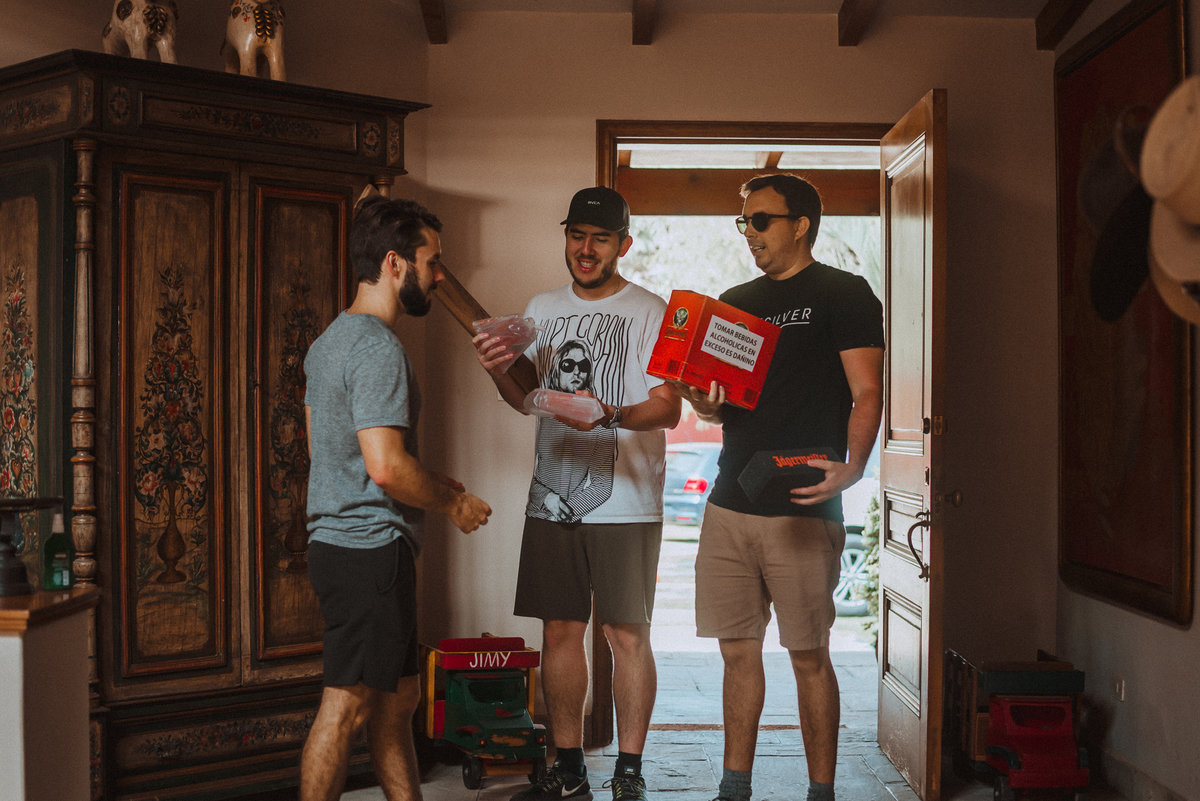 Boda matrimonio wedding novia novias novios previa maquillaje makeup preparativos feliz amor love ellos vestido zapatos dress fotografa fotografa de bodas peru argentina photographer bride husband baile primer baile dance pary fiesta  sesión fotos iglesia