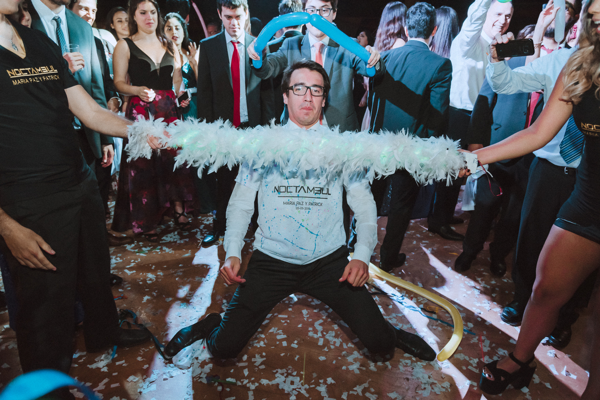 Boda matrimonio wedding novia novias novios previa maquillaje makeup preparativos feliz amor love  vestido zapatos dress fotografa fotografa de bodas peru argentina photographer bride husband baile primer baile dance pary fiesta  sesión fotos amigos 