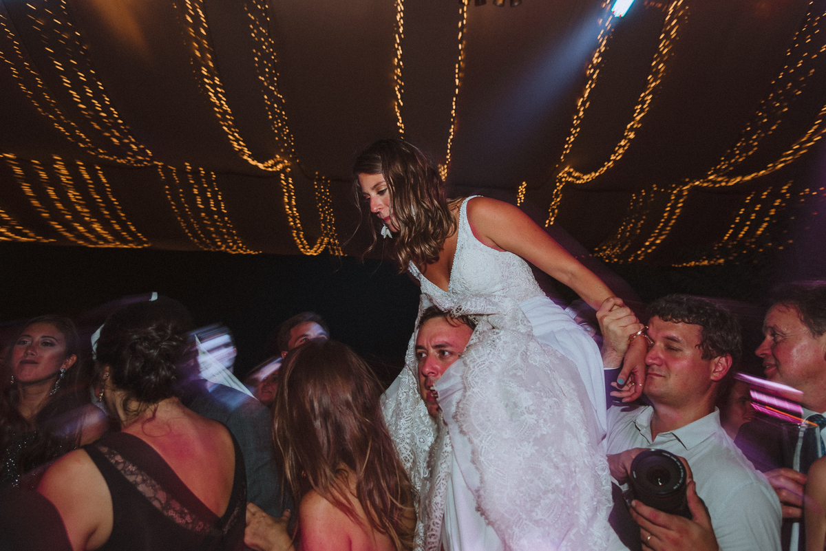 Boda matrimonio wedding novia novias novios previa maquillaje makeup preparativos feliz amor love  vestido zapatos dress fotografa fotografa de bodas peru argentina photographer bride husband baile primer baile dance pary fiesta  sesión fotos amigos 