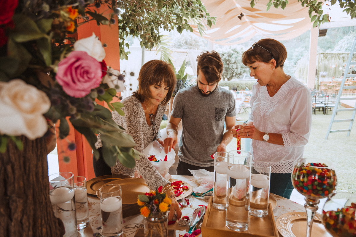 Boda matrimonio wedding novia novias novios previa maquillaje makeup preparativos feliz amor love  vestido zapatos dress fotografa fotografa de bodas peru argentina photographer bride husband baile primer baile dance pary fiesta  sesión fotos amigos 