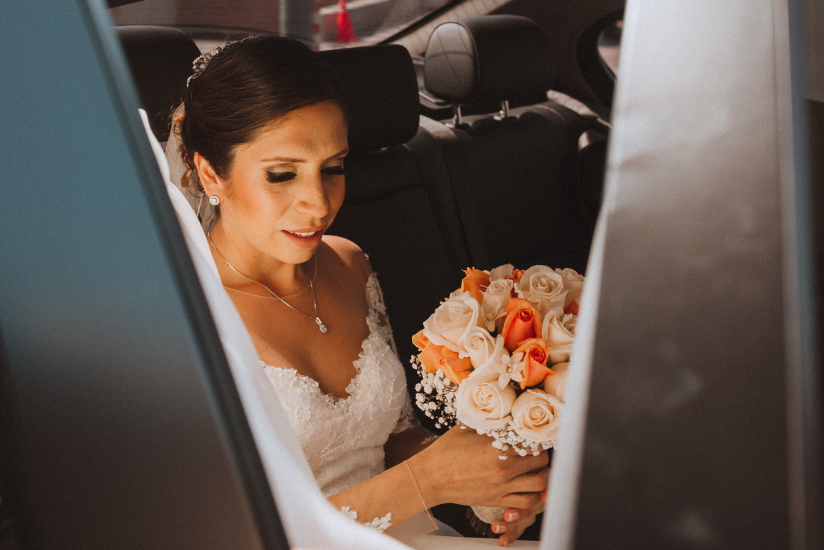 boda novia papa novio wedding vestido feliz niños amor love church bride bokhe 