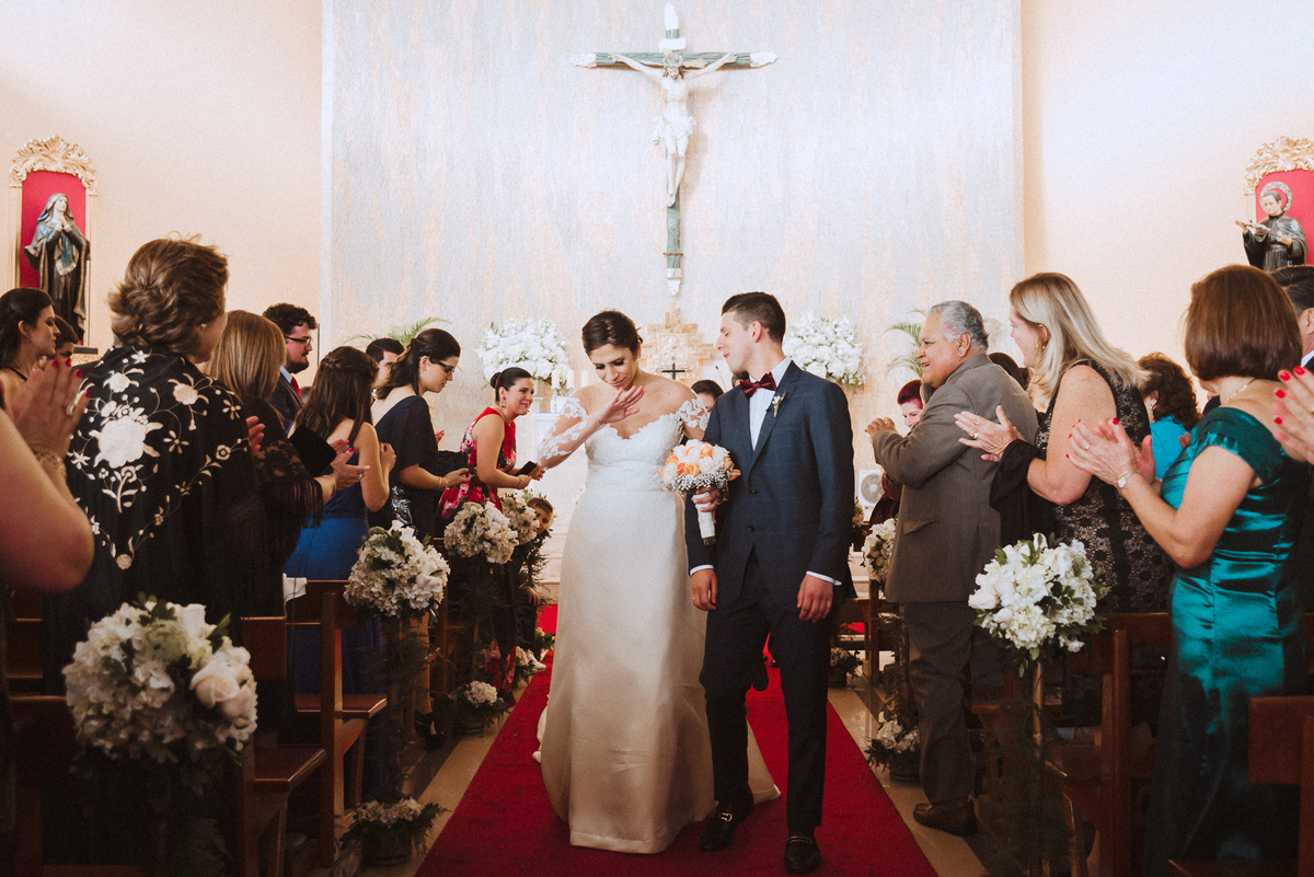 boda novia papa novio wedding vestido feliz niños amor love alejandra ramos church bride bokhe 