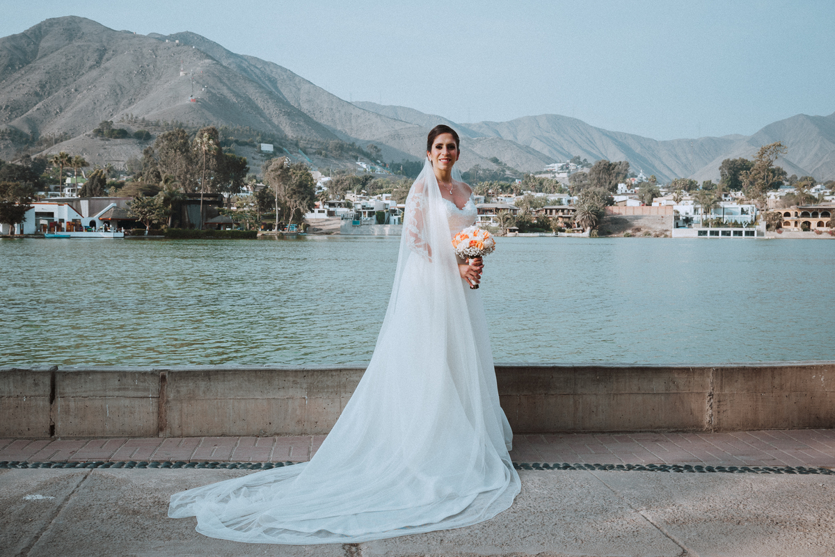 Boda matrimonio wedding novia novias novios previa maquillaje makeup preparativos feliz amor love  vestido zapatos dress fotografa fotografa de bodas peru argentina photographer bride husband baile primer baile dance pary fiesta  sesión fotos amigos 