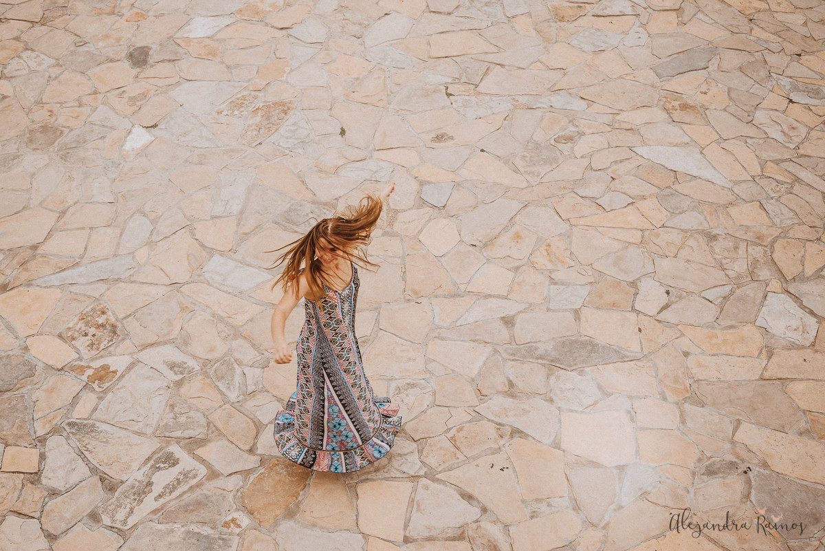 Retrato portrait bella sesión fotos fotografa joven buena paisaje alejandra ramos argentina salta peru lima soñada photography photo sesión exterior ella chicas chicos feliz amor love fotografía fotógrafos libre 