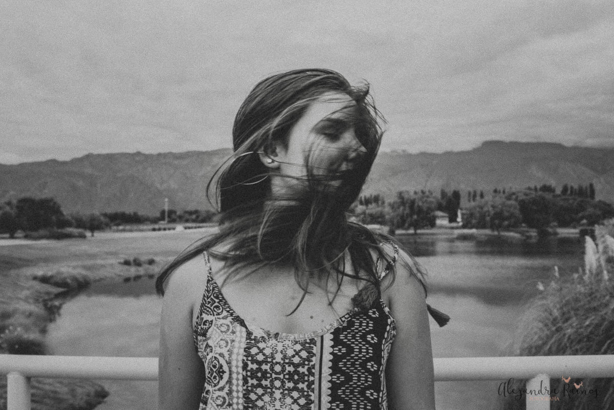 Retrato portrait bella sesión fotos fotografa joven buena paisaje alejandra ramos fotografia argentina salta peru lima soñada photography photo sesión  alejandra ramos exterior ella chicas chicos feliz amor love fotografía fotógrafos libre 