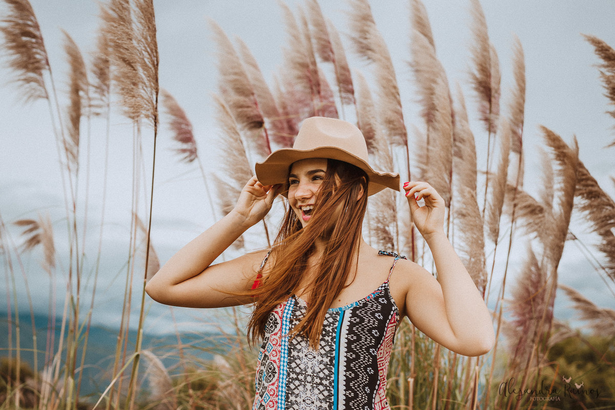 Retrato portrait bella sesión fotos fotografa joven buena paisaje alejandra ramos fotografa argentina salta peru lima soñada photography photo sesión exterior ella chicas chicos feliz amor love fotografía fotógrafos libre 