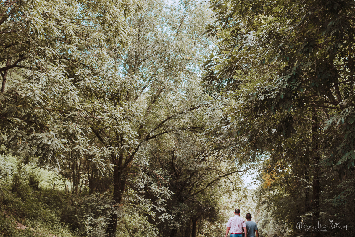 Retrato portrait bella sesión fotos fotografa joven buena paisaje argentina salta peru lima soñada photography photo sesión exterior  chicos feliz amor love fotografía fotógrafos libre gay igualdad sexo novios pareja juntos