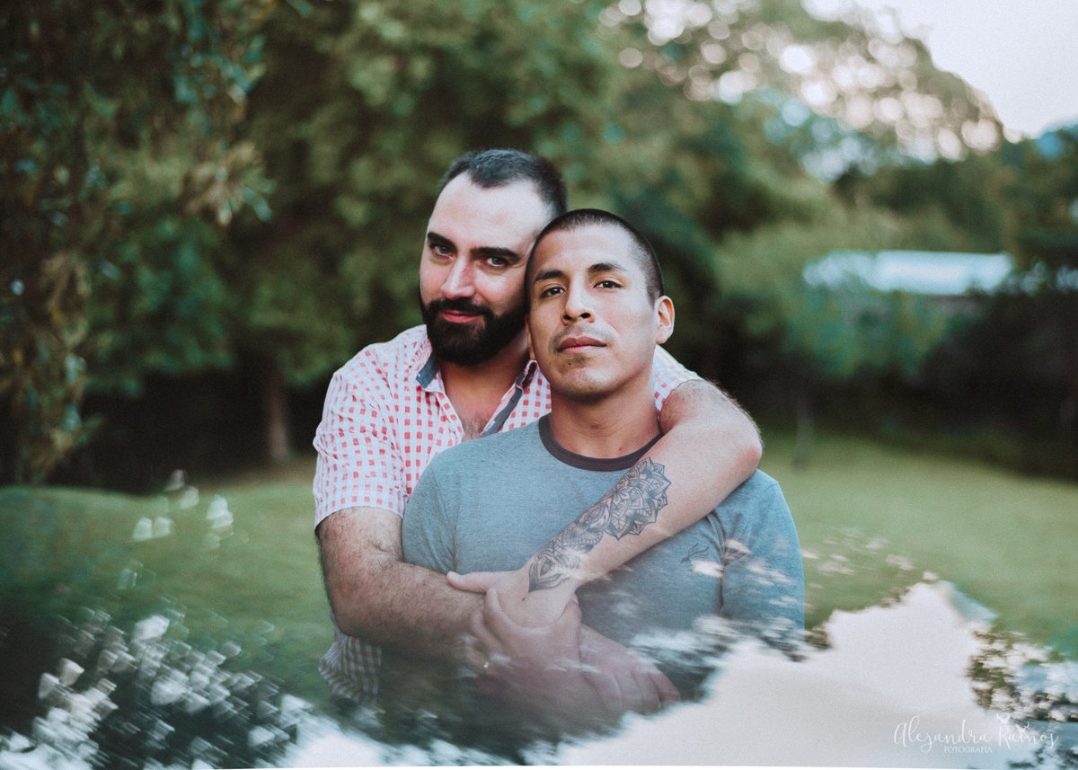 Retrato portrait bella sesión fotos fotografa joven buena paisaje argentina salta peru lima soñada photography photo sesión exterior  chicos feliz amor love fotografía fotógrafos libre gay igualdad sexo novios pareja juntos