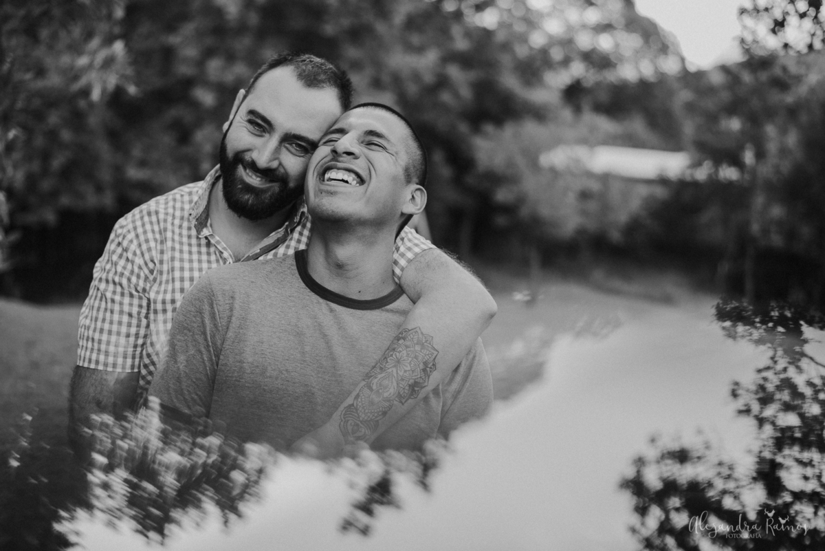 Retrato portrait bella sesión fotos fotografa joven buena paisaje argentina salta peru lima soñada photography photo sesión exterior  chicos feliz amor love fotografía fotógrafos libre gay igualdad sexo novios pareja juntos