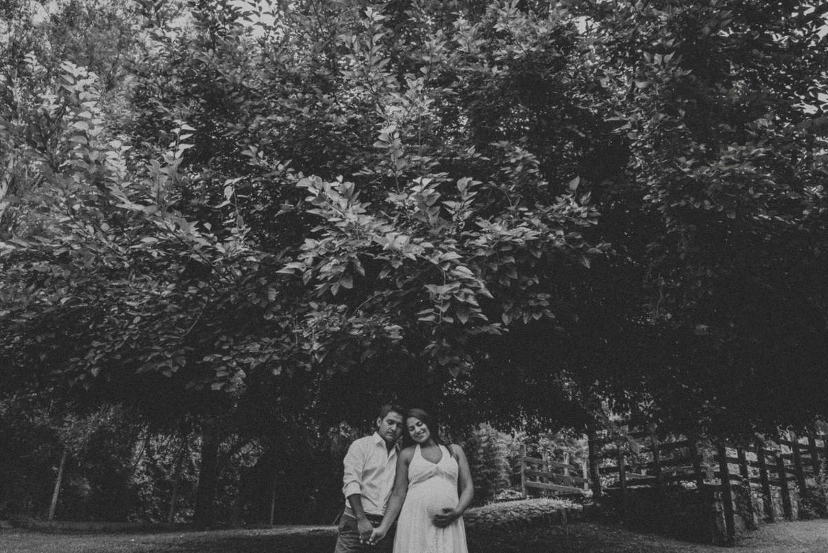 Sesión familia familiar bebe embarazo pareja novios dulce espera nacimiento amor love bienvenida feliz happy session juntos waiting peru argentina sesión blanco negro