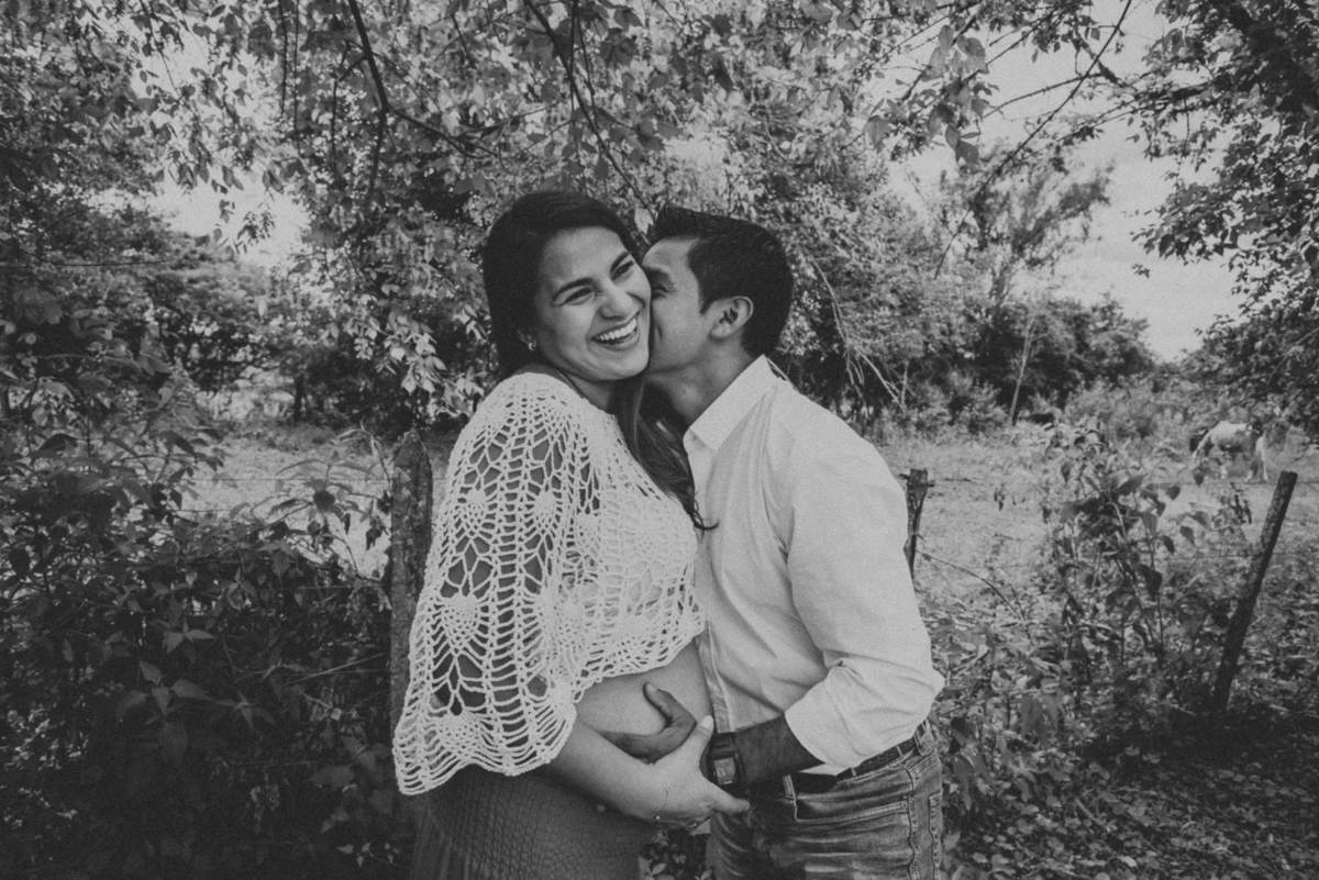 Sesión familia familiar bebe embarazo pareja novios dulce espera nacimiento amor love bienvenida feliz happy session juntos waiting peru argentina sesión 