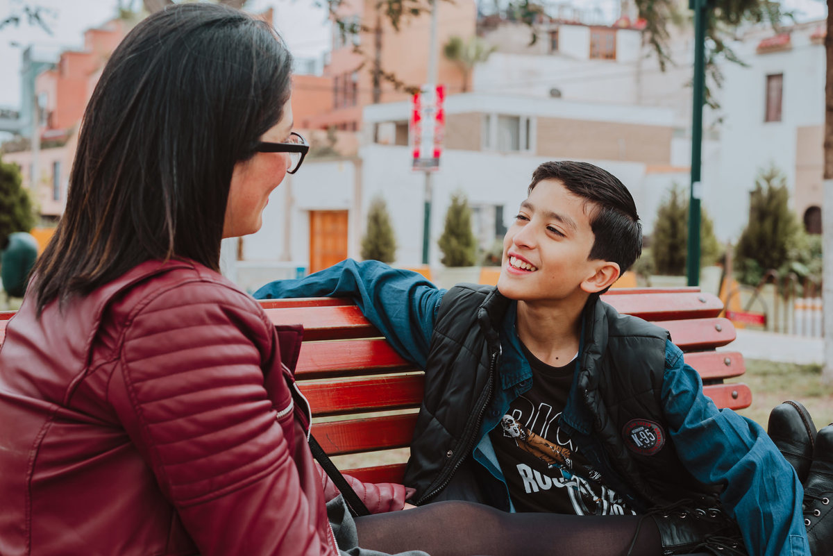 alejandra ramos fotografia capturando felicidad amor padres sesion familiar familia