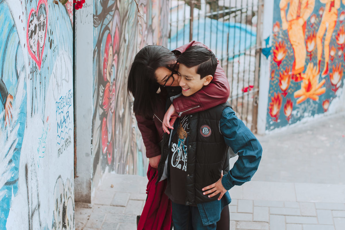alejandra ramos fotografia capturando felicidad amor padres sesion familiar familia amor