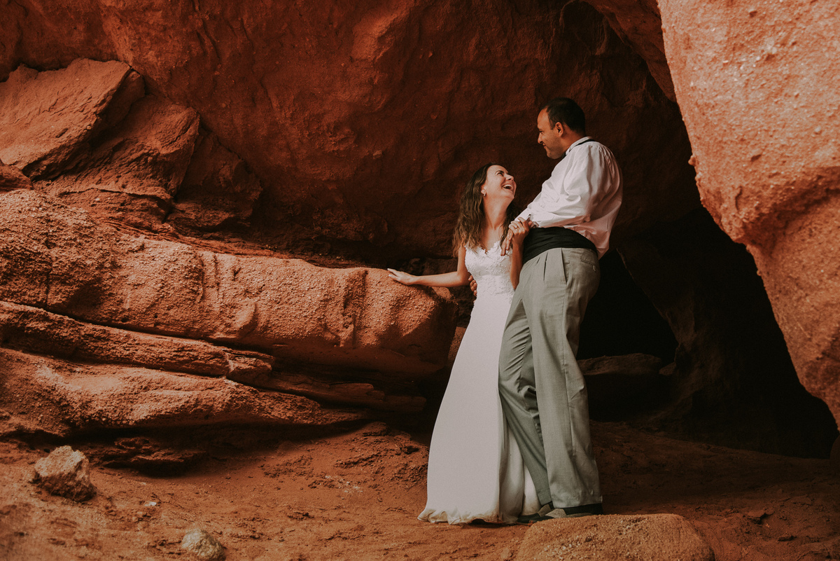 Boda casamiento postboda novios parejas cafayate salta argentina felices amor love fun wedding day fotografía fotosdeboda paisajes vestido dress photography esposa esposo wife husband