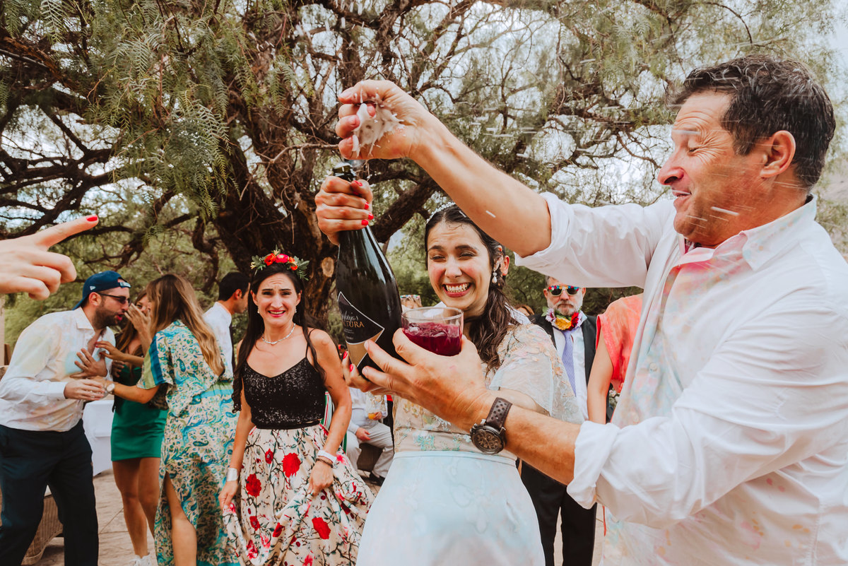 descorchando chamapgne alegria divertido