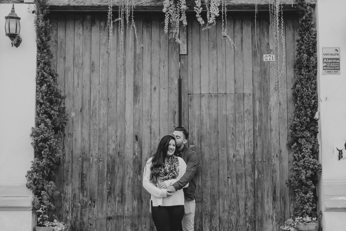 blanco y negro lima sesion de novios esposos alejandra ramos fotografia fotografa de bodas barranco estados unidos love 