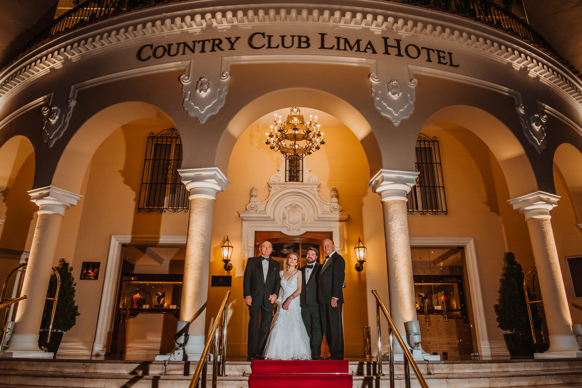 sesion de familia country club lima hotel fotografa de bodas peruanas boda judia padres e hijos felices 