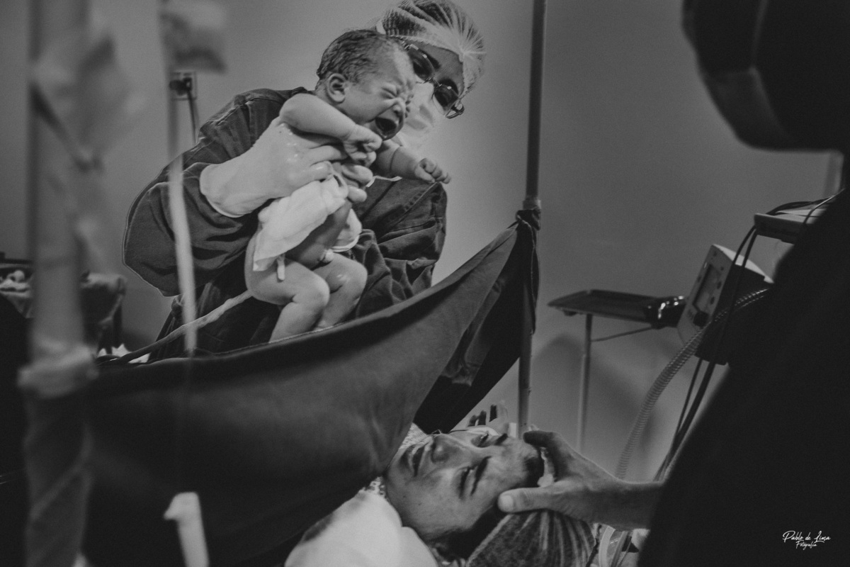 e quando vê , tudo explode 