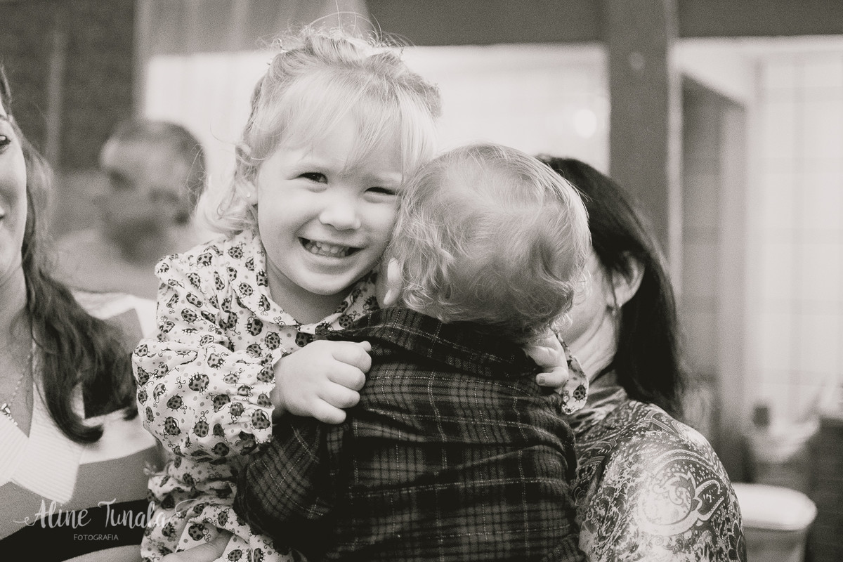 aniversário infantil de 1 aninho do Mario Henrique que aconteceu em fruteiras nova, Vargem Alta, ES. Festa com tema fazendinha com decoraçaõ de Jovana Donna.
