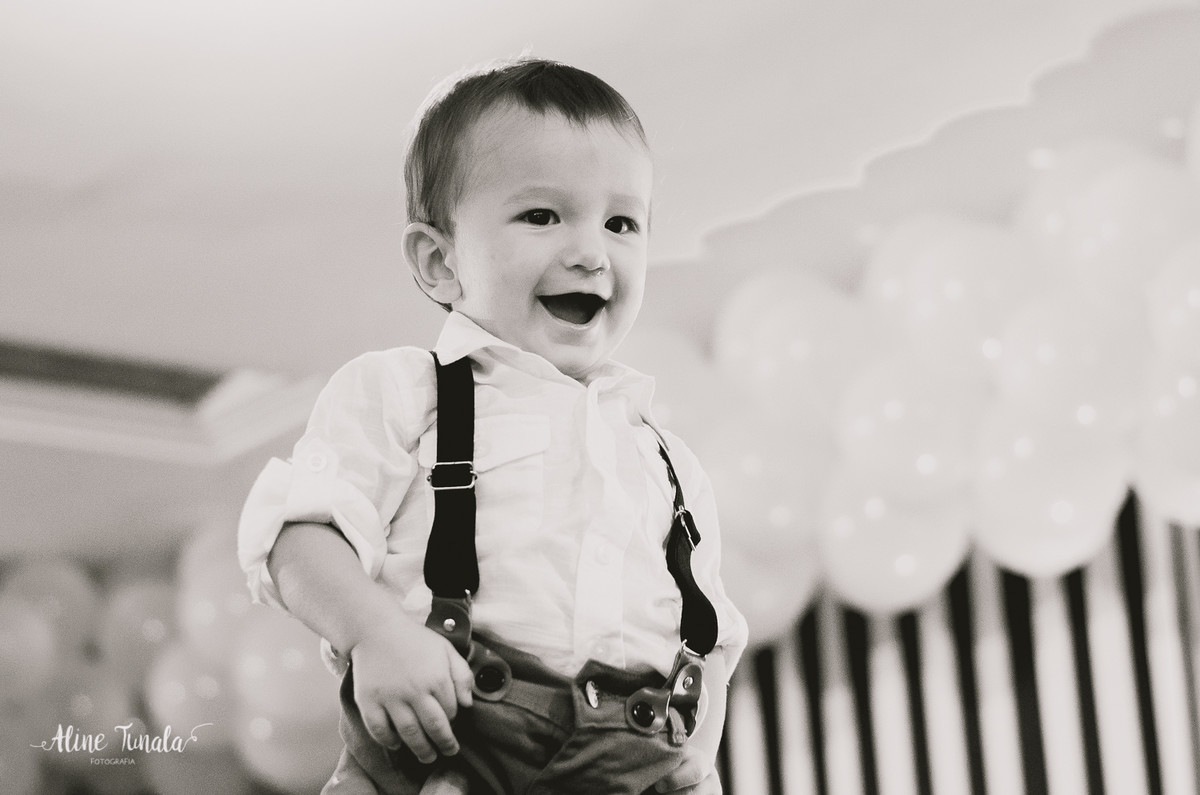 fotografia de aniversário infantil, aniversário infantil, Mickey, tema Mickey, decoração Mickey, Cachoeiro de Itapemirim, ES, Jaraguá Tenis Clube, smash the cake, fotografia infantil