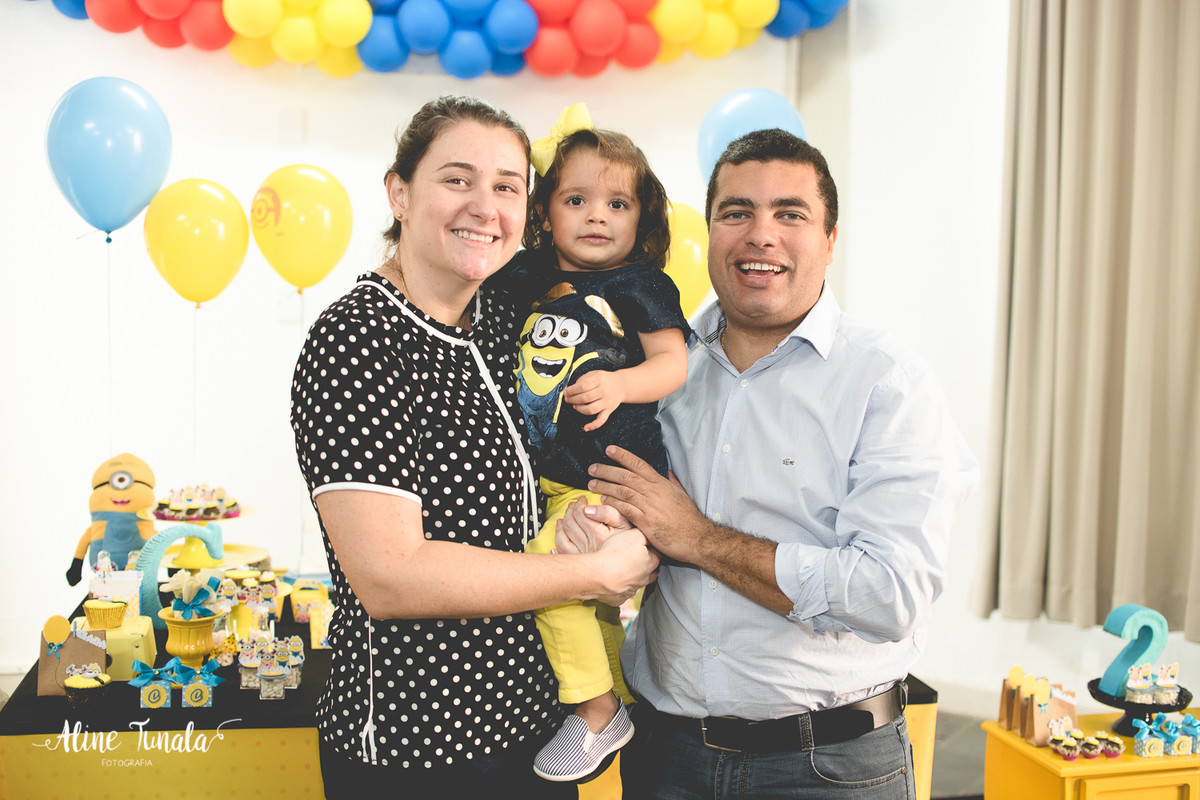 Festa na escola, minions, festinha na escola, 2 anos, fotografia infantil, fotografia de festa, fotografia de aniversário, Mimos e Delícias, decoração de festa infantil, minions para meninas